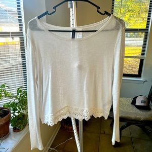 Lightweight White Top